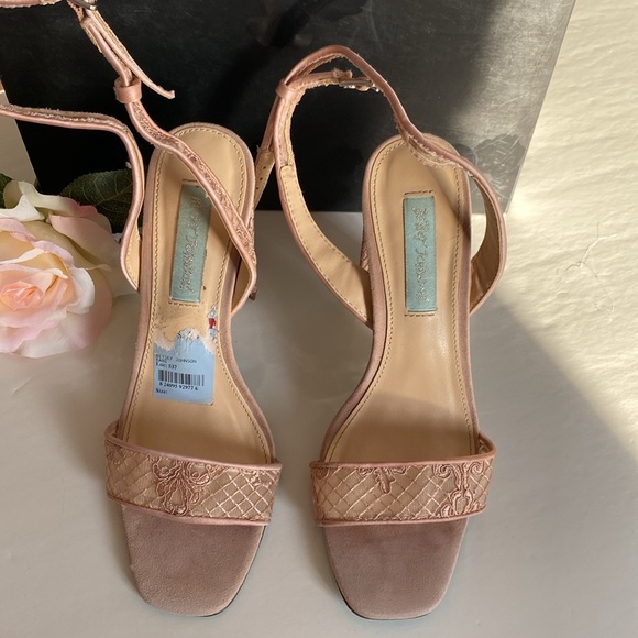 Betsey Johnson Women's Sb-kani Nude champagne colour fabric lace sandalBell Hill - Picture 7 of 14